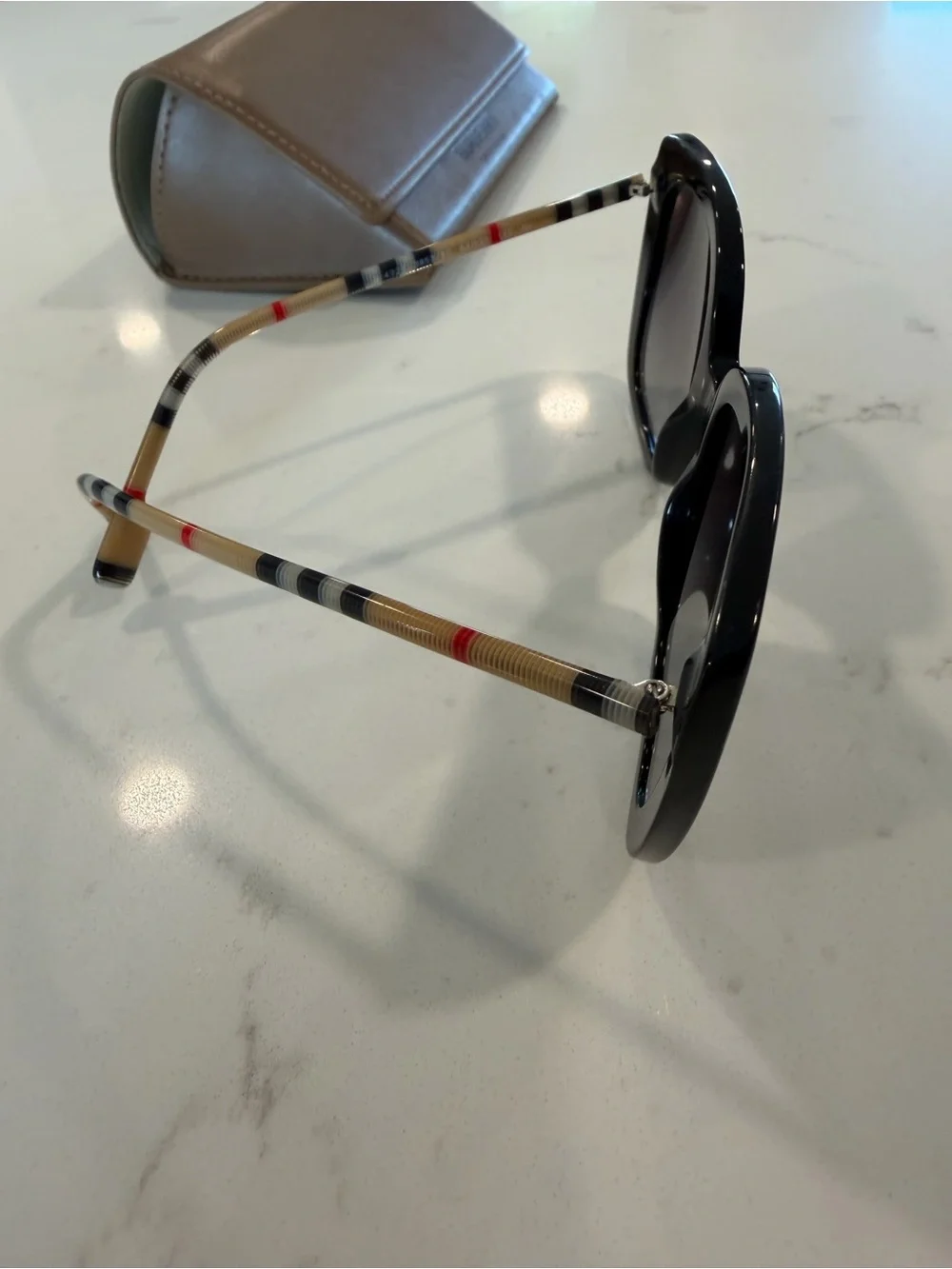 Burberry Black Cat-Eye Sunglasses with Check-Pattern Temples (BE4323 CAROLL)